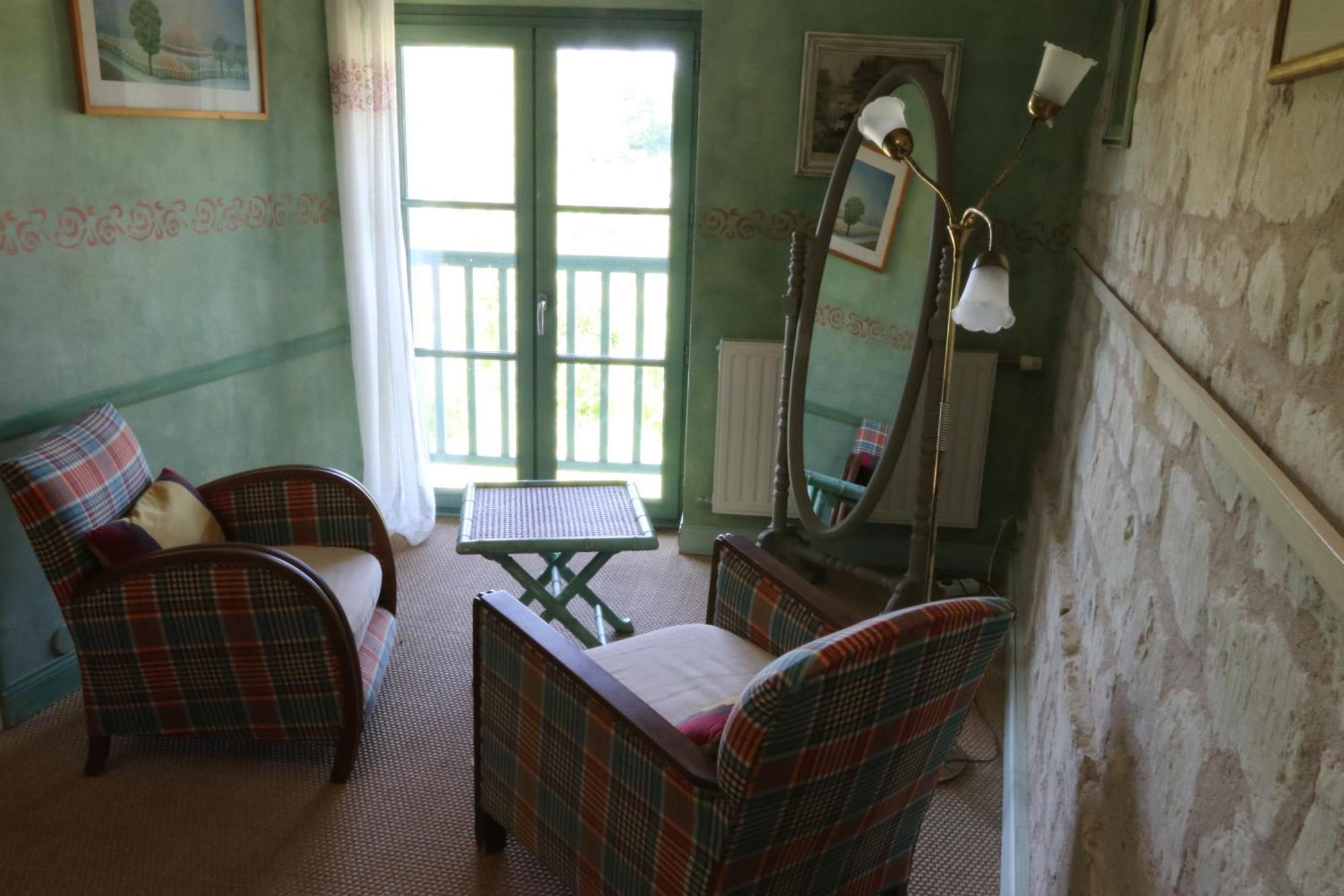 Chambres D'Hotes Du Noisillet Cinais Esterno foto