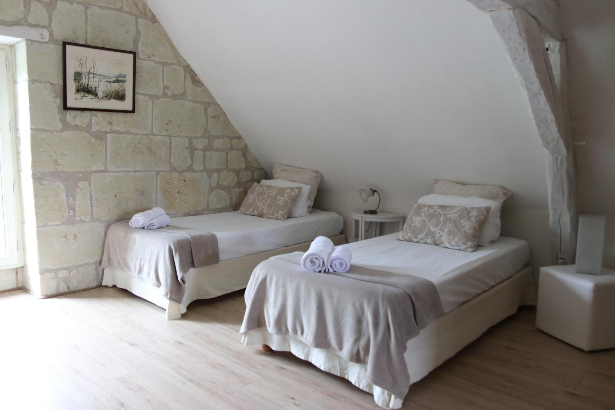 Chambres D'Hotes Du Noisillet Cinais Esterno foto