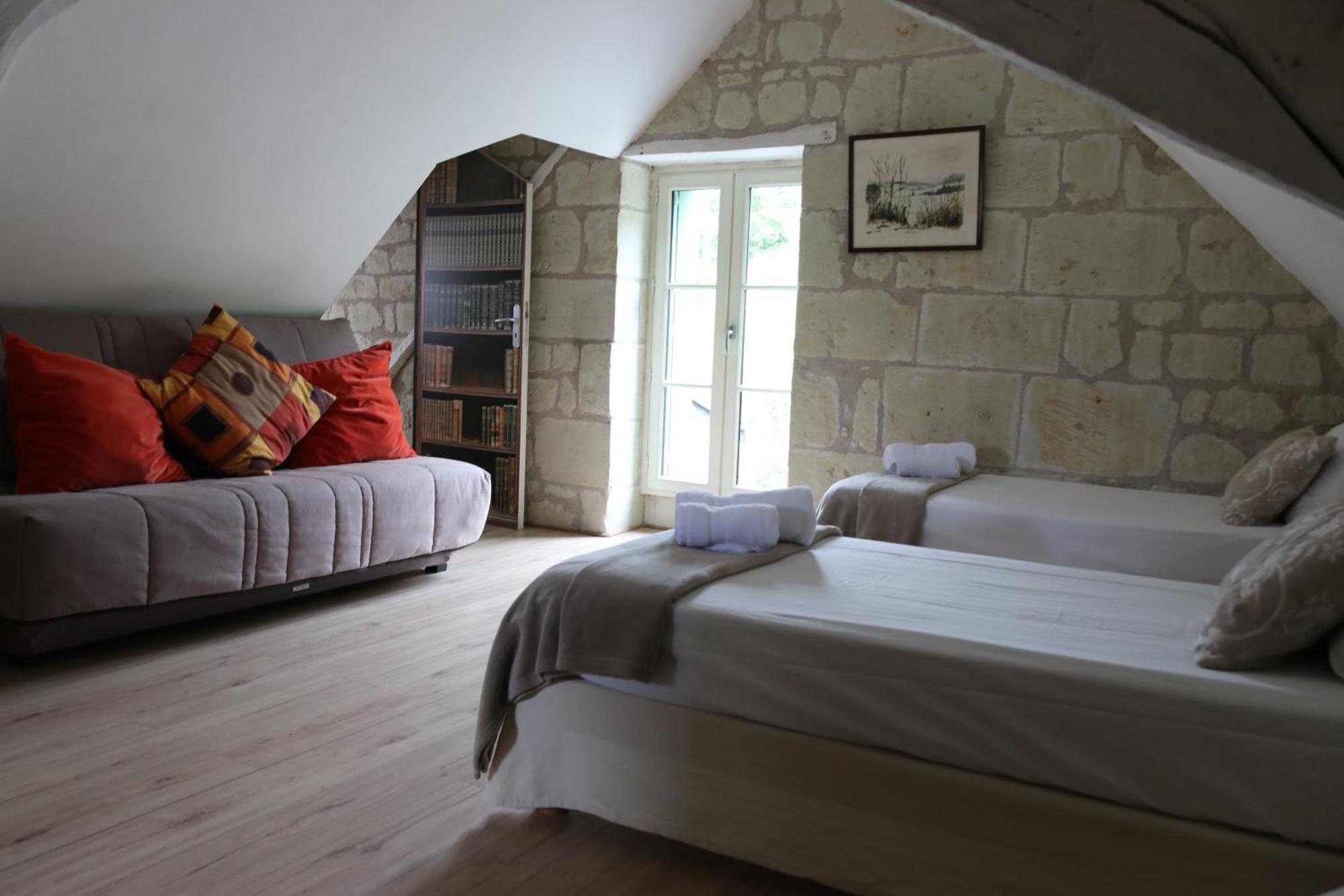 Chambres D'Hotes Du Noisillet Cinais Esterno foto